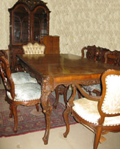 Antique Romweber Carved 11 pc Dining Set